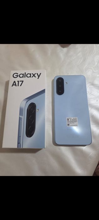 Самсунг А17 256 память.