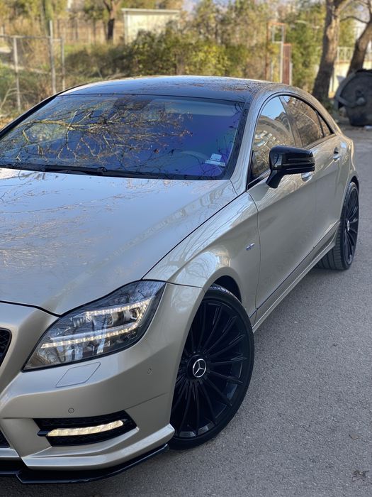Mercedes Benz CLS 3,5 KEYLESS GO..