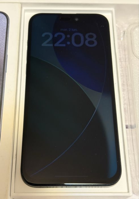 iPhone 15 Pro Max 256GB Black Titanium , 87% baterie – Impecabil, pachet full + Cadouri