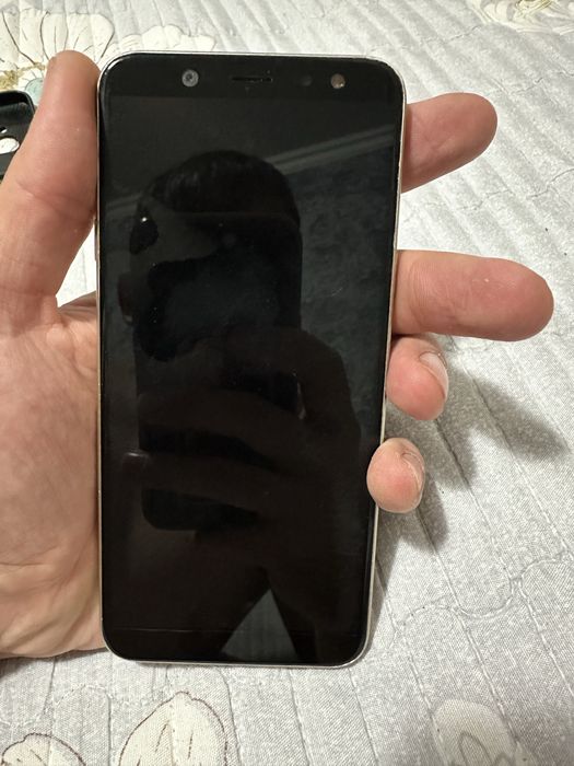 Самсунг J6 18 обмен