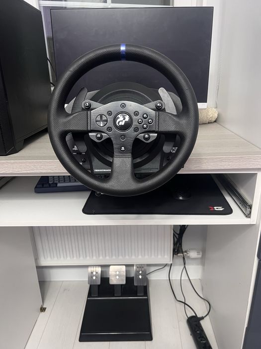 Thrustmaster t300 игровой руль