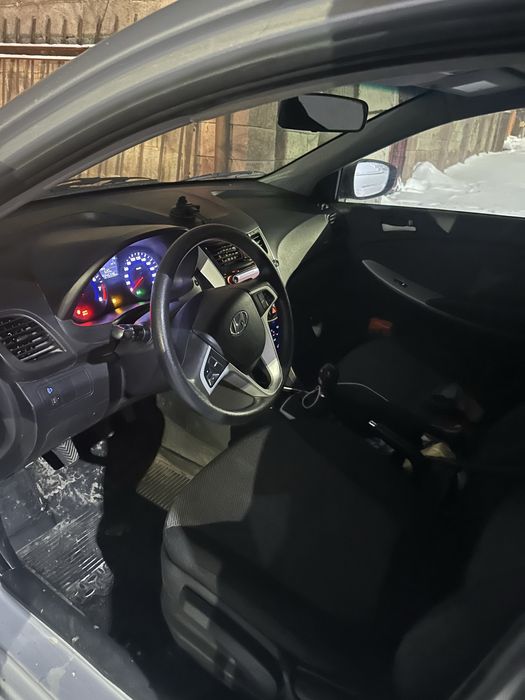 Хундай акцент 2013