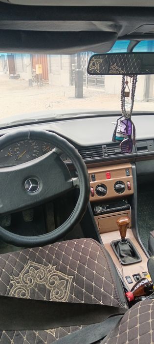 Мерседес 124. 230