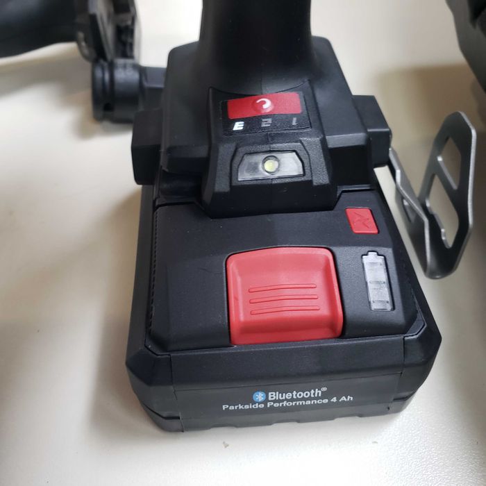 PARKSIDE PERFORMANCE 1898Нм акумулаторен гайковерт PASSP 20-Li C4