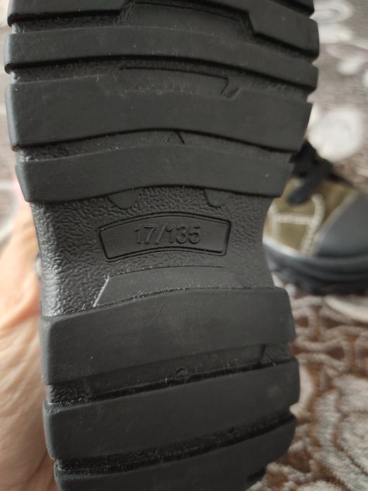 Продам ботиночки для мальчика