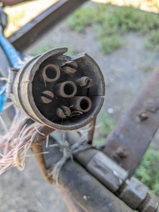 Прицеп ПТС-4... .