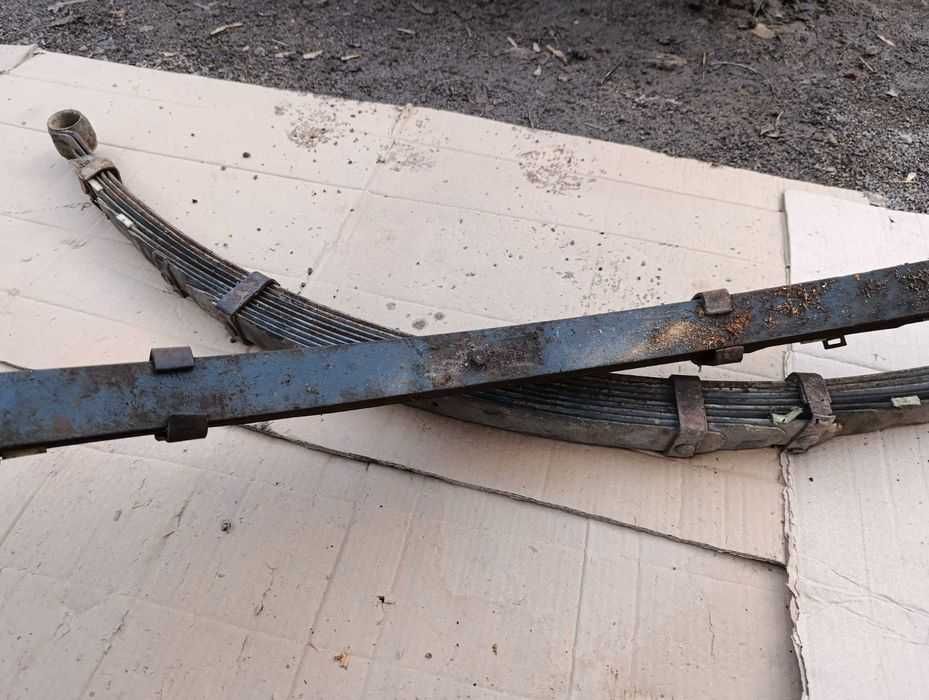 Рессоры на УАЗ. .   .    .