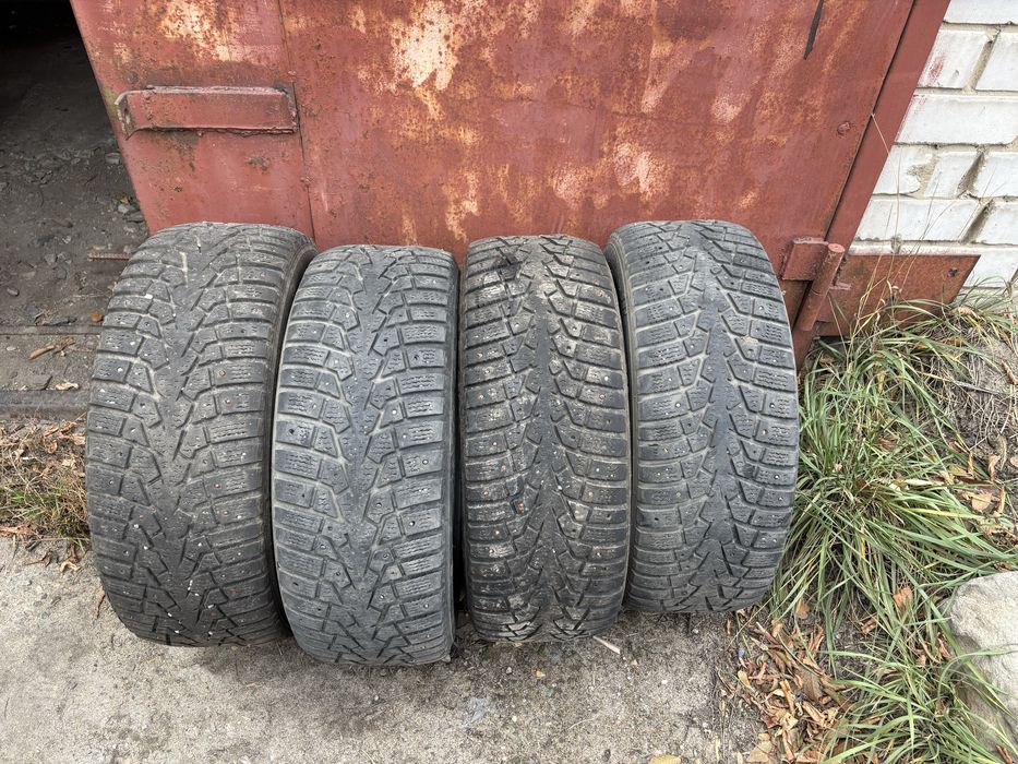 Продам резину 205/55/16