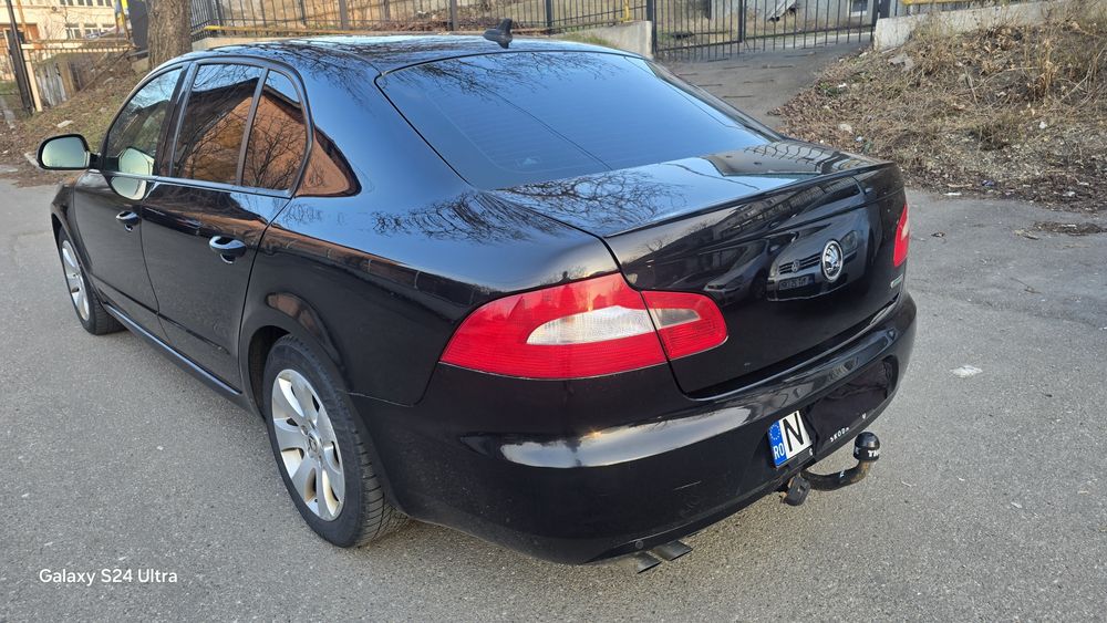 Skoda Superb  2011 –  întreținută exemplar, km reali