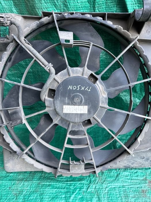 Вентилятор диффузор Хендай Туксон 2 2.0 G4KD Tucson II ix35 радиатор