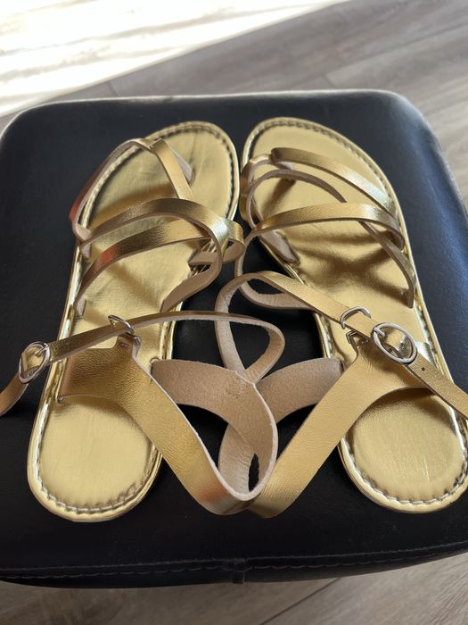 Дамски.    сандали