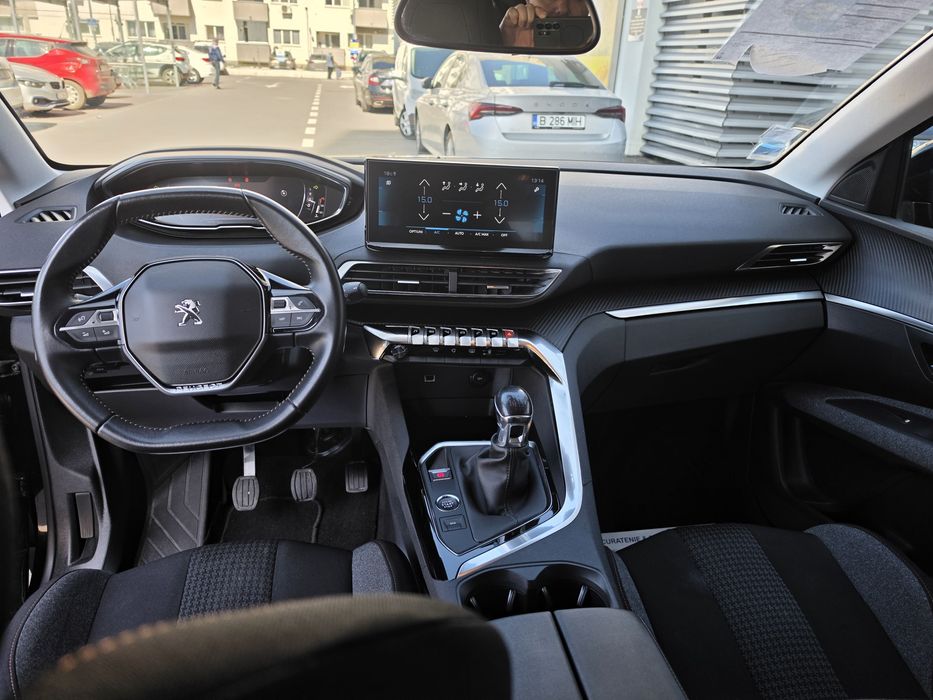 PEUGEOT 3008 PureTech 1.2 130 cp