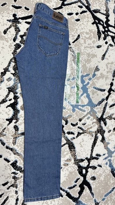 Джинсы Lee regular fit.p-34/32и36/32.