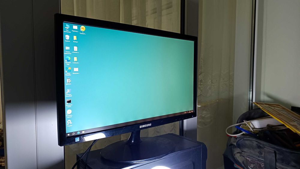 Монитор Samsung LS22A300BS/KZ