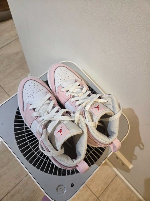 Air Jordan nr 32 (fata)