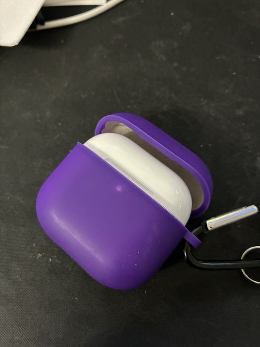 Airpods 4 без шумоподава