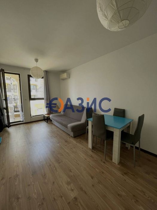 Продава се Двустаен апартамент в Свети Влас - 55 кв.м за 946 €/кв.м - Снимка #4