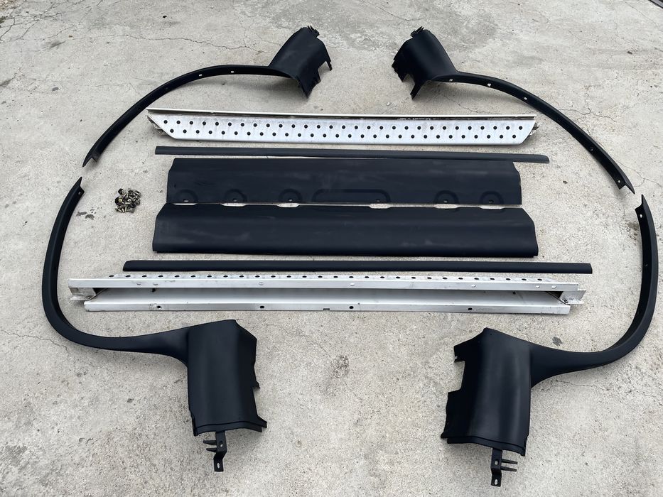 Пълен комплект оригинални степенки/прагове бмв Х5 Е53