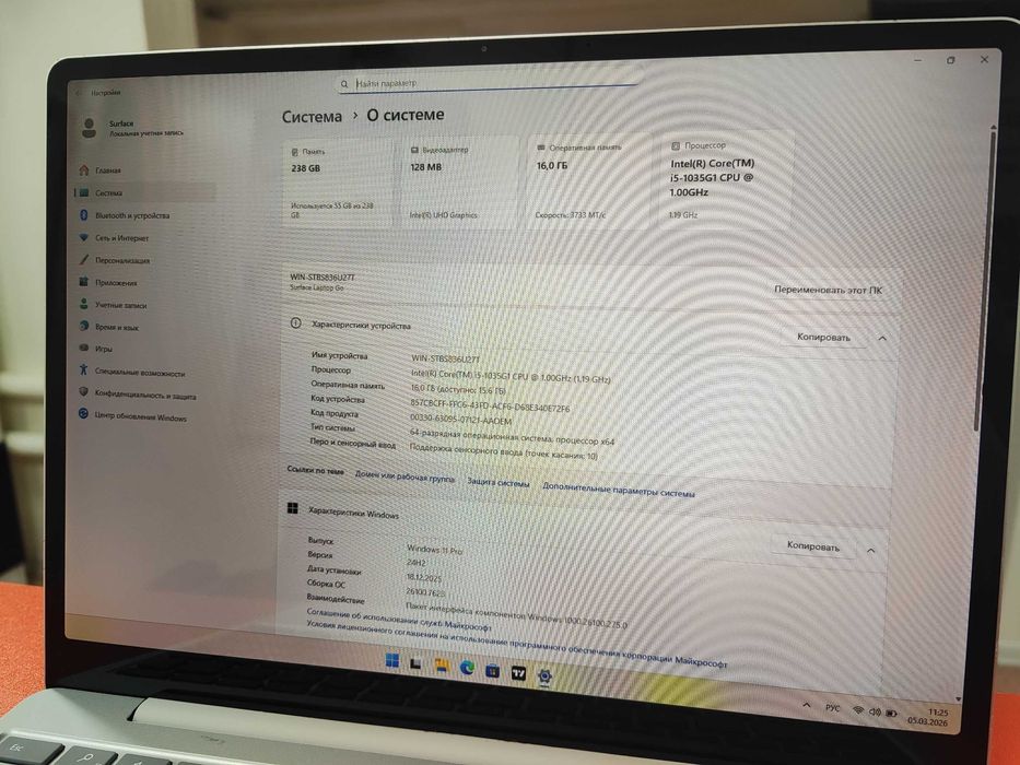 Продаётся ноутбук Microsoft Surface Laptop Go i5/256SSD