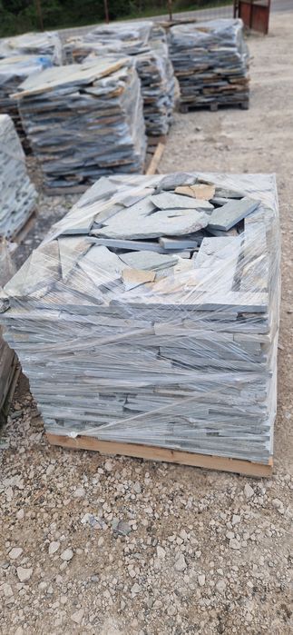 Vând Piatră sau Montez