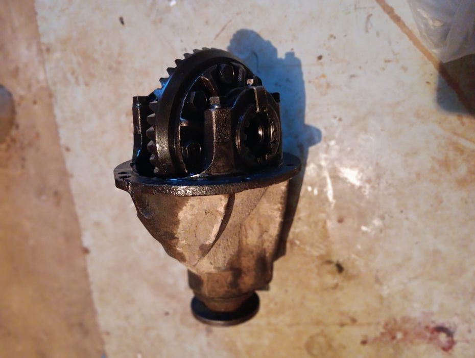 Продам Редуктор жигули 2107