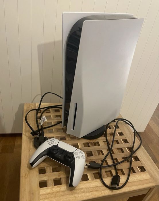 Playstation 5 disk edition 2 controllere 5 jocuri noi