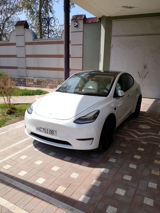 Автомобил тесла сотилади