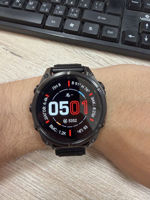 Продам часы Garmin Fenix 8
