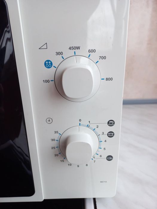 Микровълнова фурна Samsung ME71A