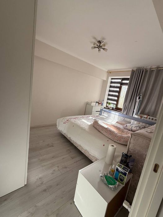 Ц5 Четырехкомнатная с Хорошим Ремонтом 4/4/4
Монумент Мужеств кирпич