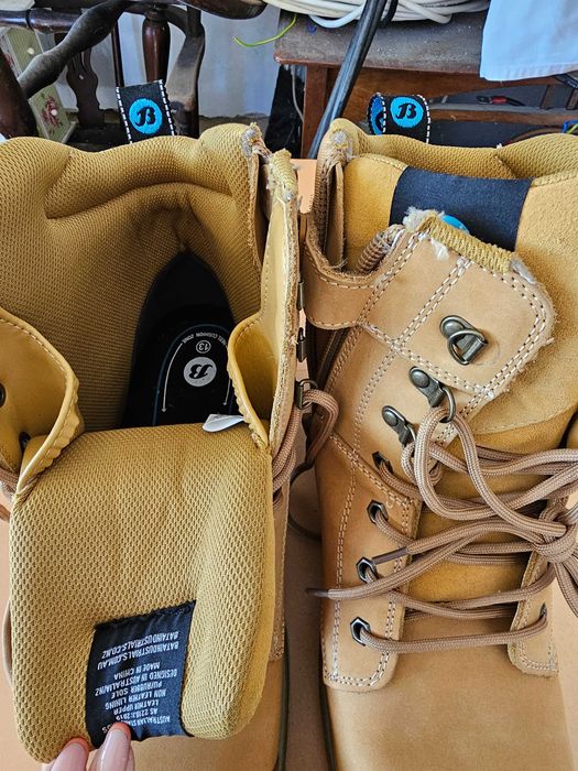 Туристически обувки 48 номер