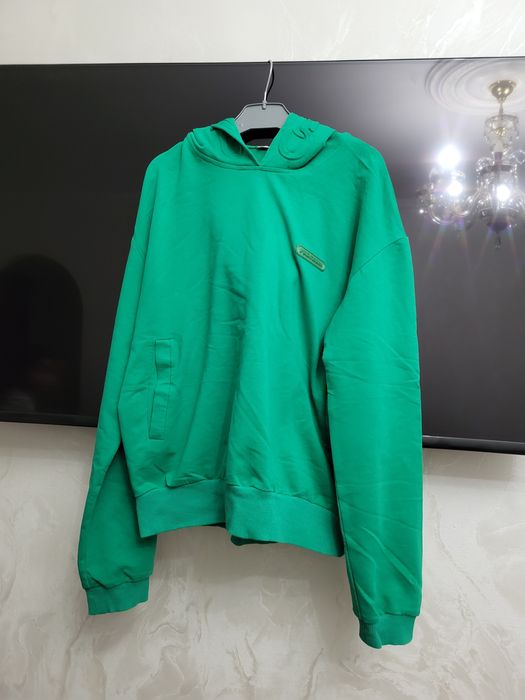 Женская   одежда.