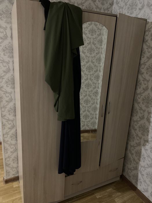 Продам шкаф срочно!!