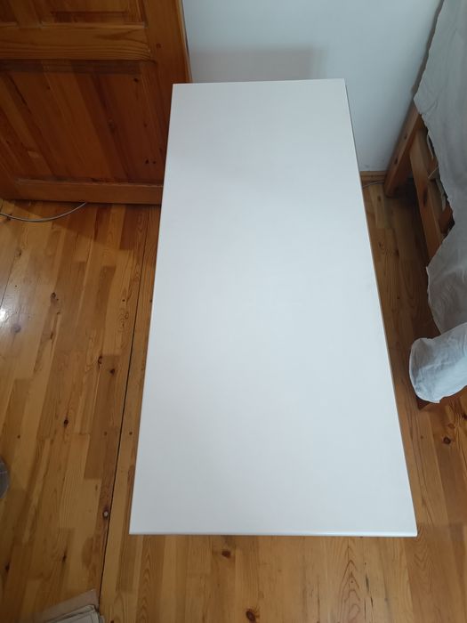 Поставка под ТВ. Тумба