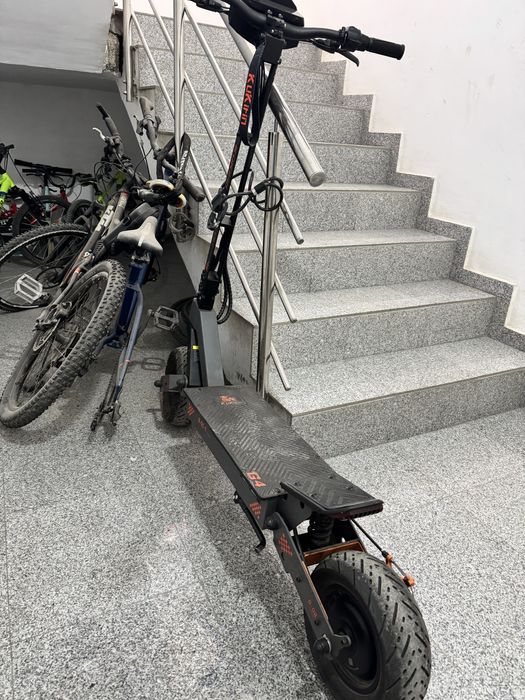 Vand kukirin g4 model 2025 1000km reali stare intacta