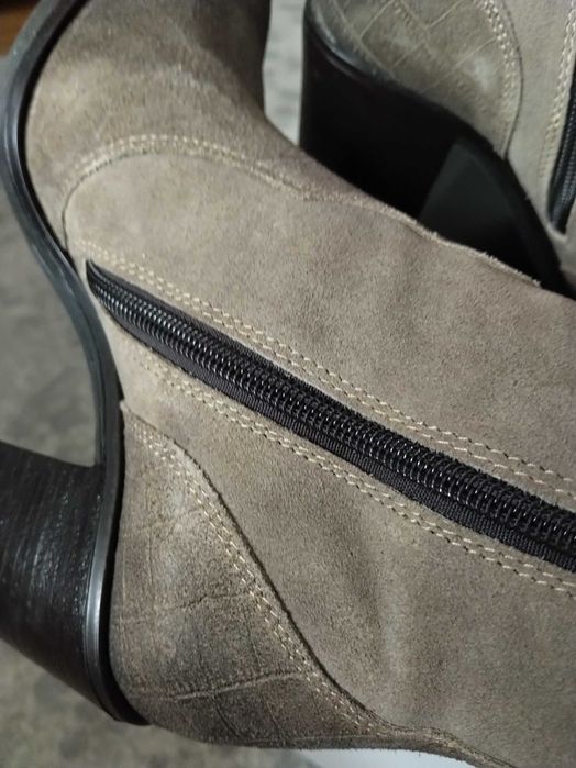 Ciocate botine piele întoarsă