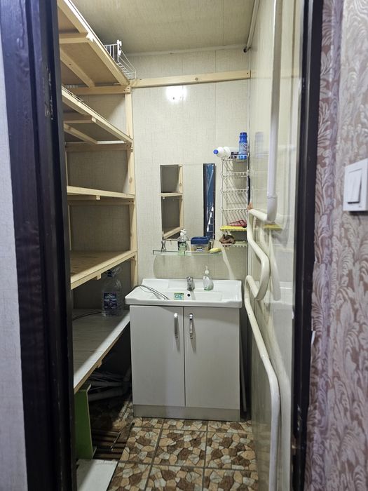 Срочно продаю Свой нежилое помещение в ттз 48квм  в М.Улугбекс.районе