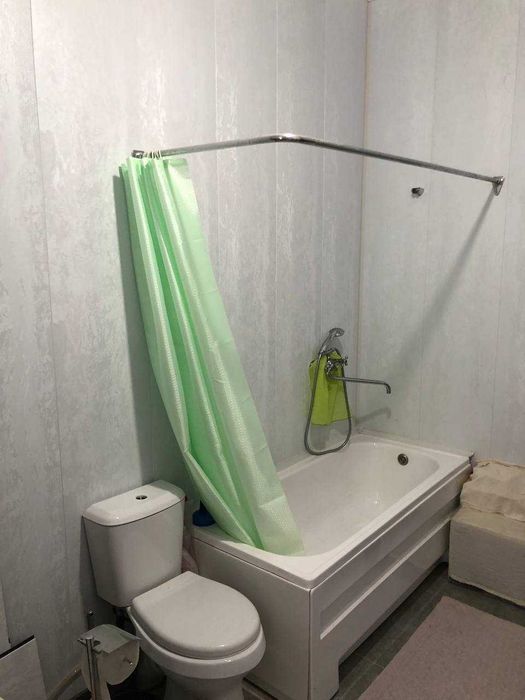 Nazarbek Tarnovda hovli sotiladi. Arzon narxda