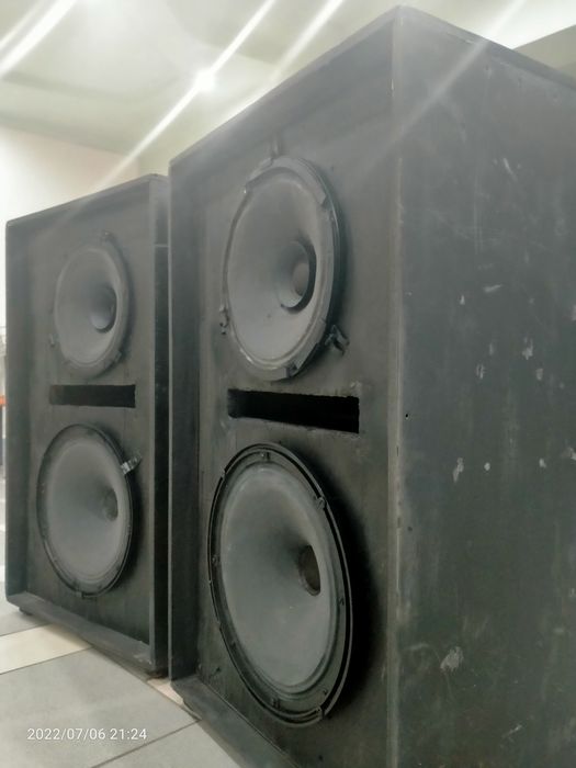 Продам мощные колонки.