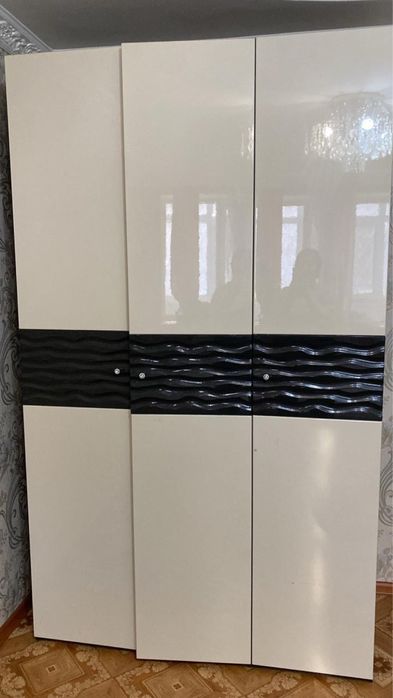 Продам кровать со шкафом б/у