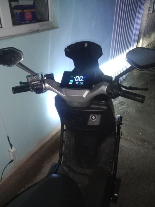 Skuter 100% garantiya sastaniyasi tiniq