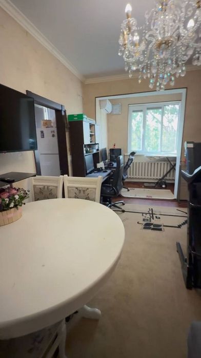 Продается 2х ком. Квартира. Художников.