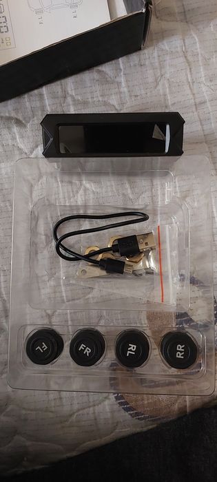 Система контроля давления в шинах TPMS | солнечная | новая