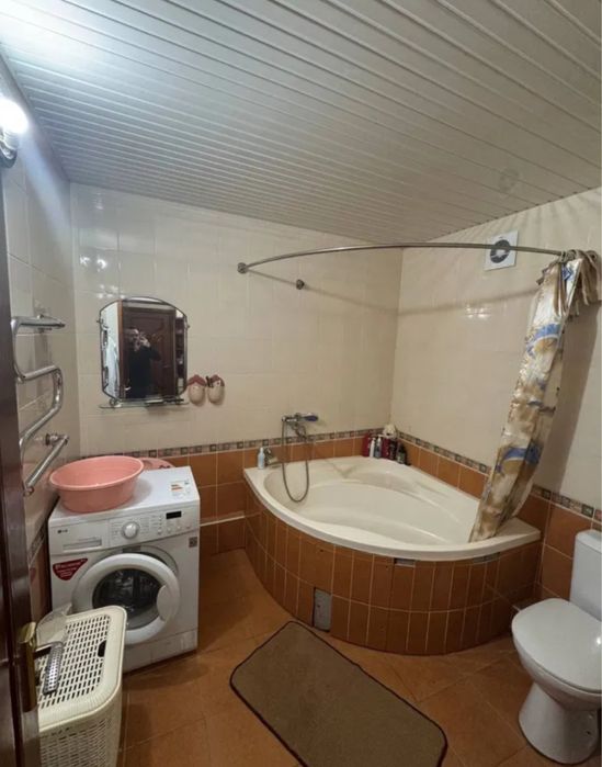 х Жахон Тиллари Унвирситет 3/3/5 Чил Г9а Разделный,Балкон:2х6