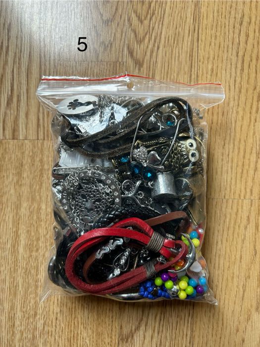 Микс пакет бижутерия 40+ броя гердани, гривни, обеци, пръстени