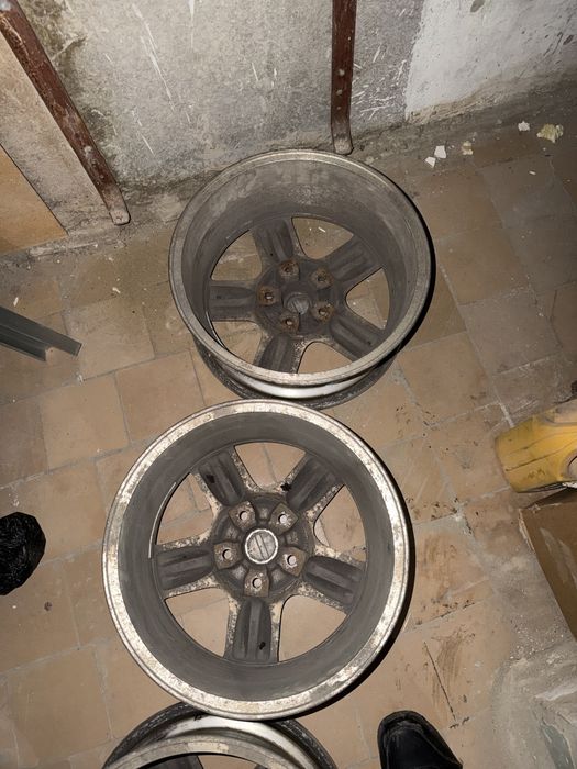 Продаю диски для машины
