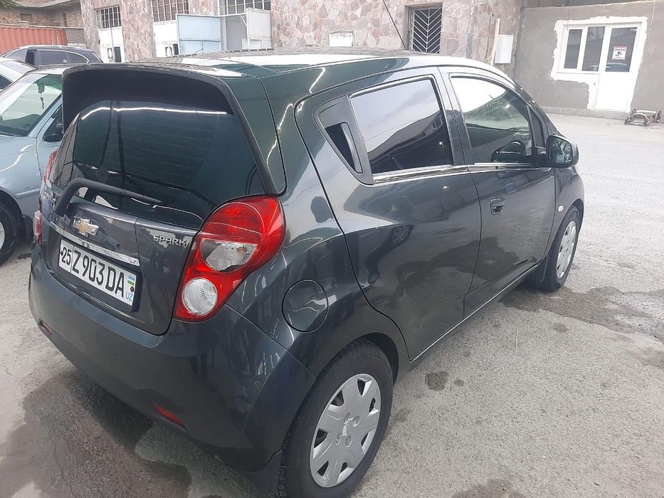 Spark avtomobili