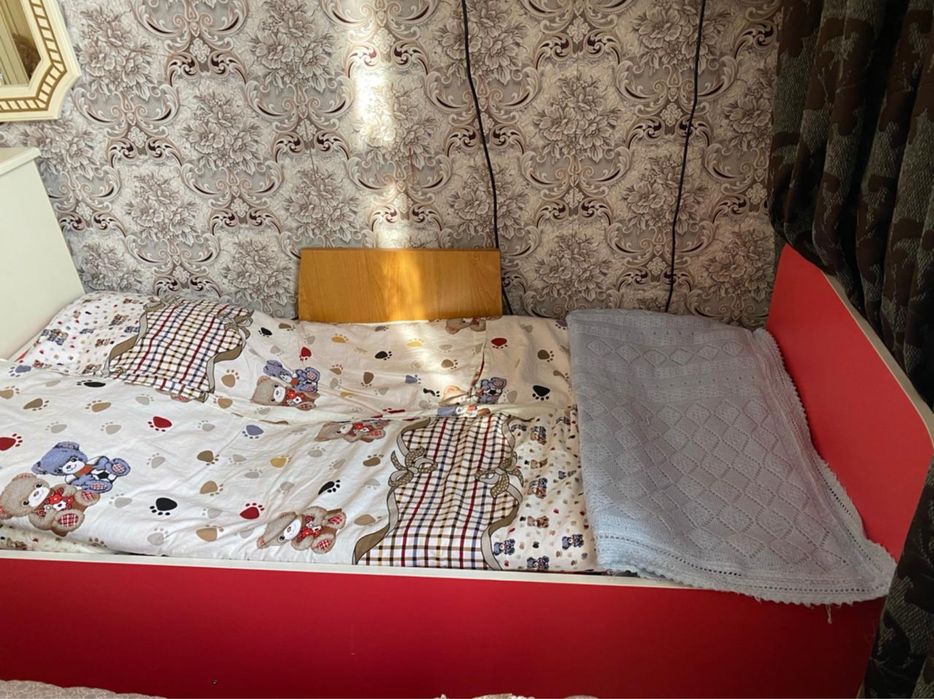 Кравать детская новоя