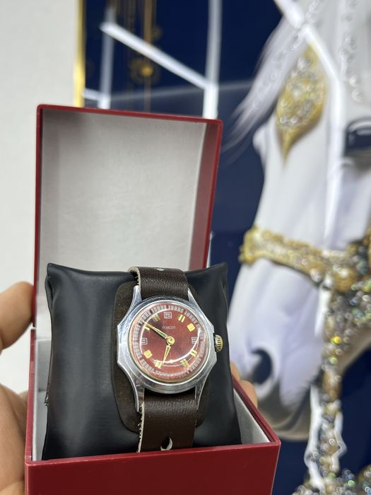 Часы Победа     .