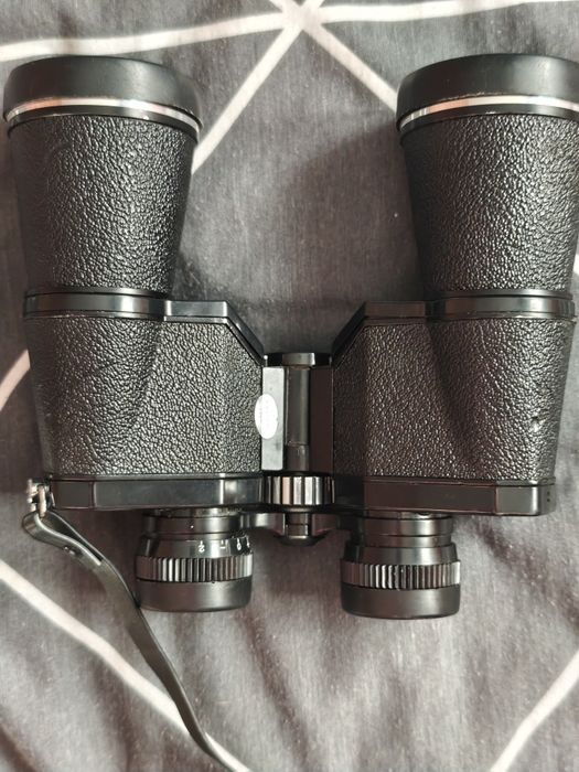 Binoclu militar profesional